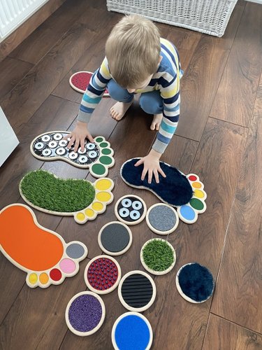 Set SF1 of 10 sensory feet + 10 sensory circle